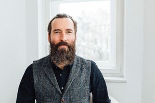 Dipl.-Psych. David Roth Fallseminarleiter der Humanistischen Psychoonkologie Fortbildung (DKG Anerkannt)